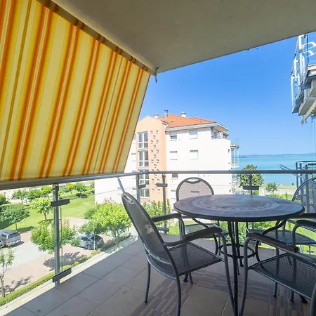 Beszedes 59 By Bltn Apartamento Siófok