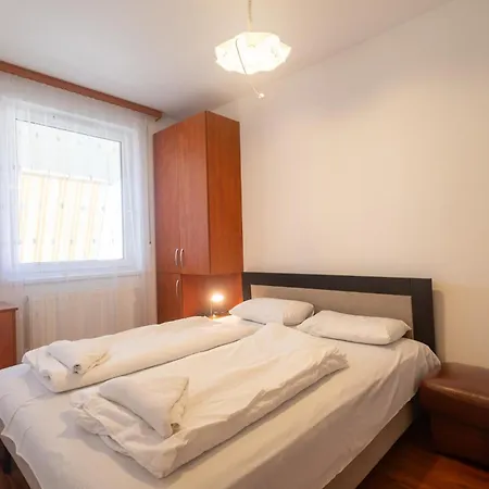 Beszedes 59 By Bltn Apartamento *